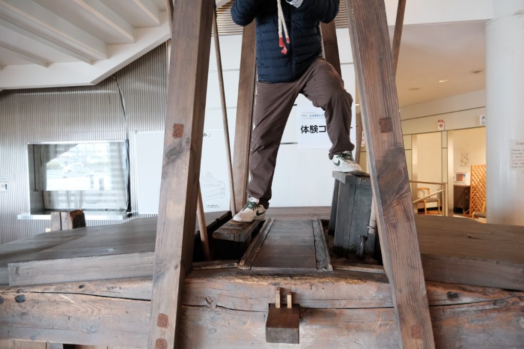 和鋼博物館で天秤鞴を体験してみた