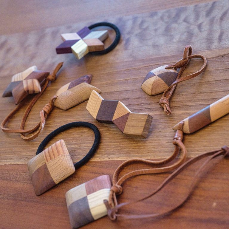 『白谷工房』で体験する、自然豊かな日南町の寄木細工