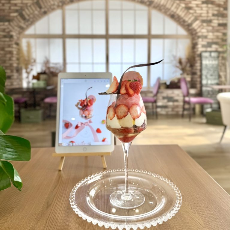 フォトジェニックなパフェ時間『Deux TERRace(ドゥ・テラス)』